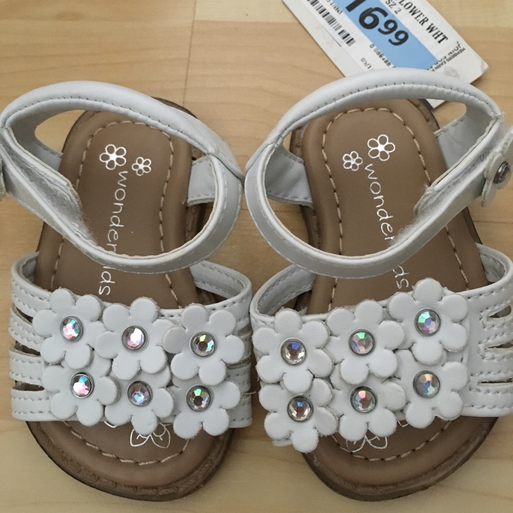 NWT Cute infant sandal